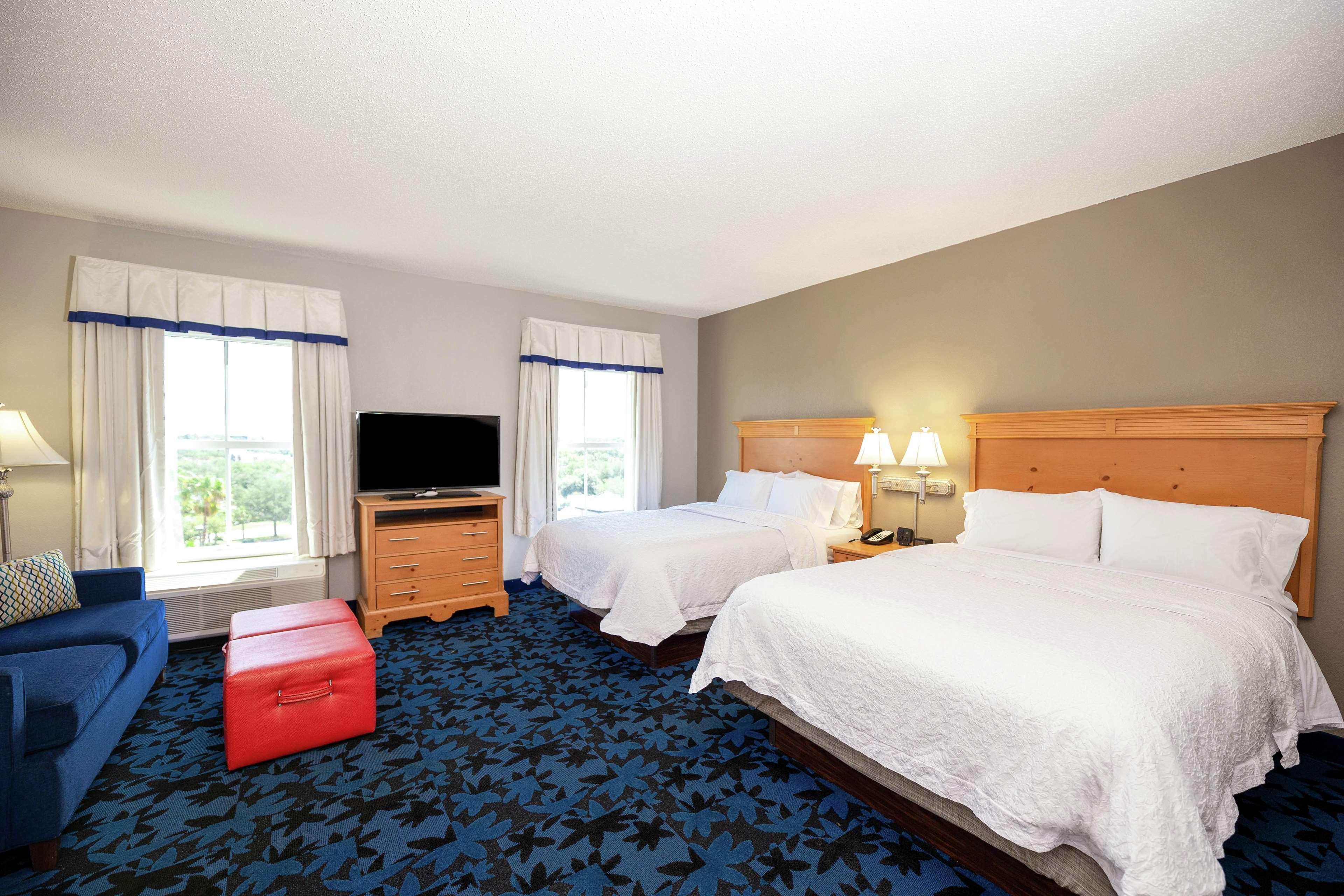 Hampton Inn & Suites Jacksonville Deerwood Park Екстер'єр фото