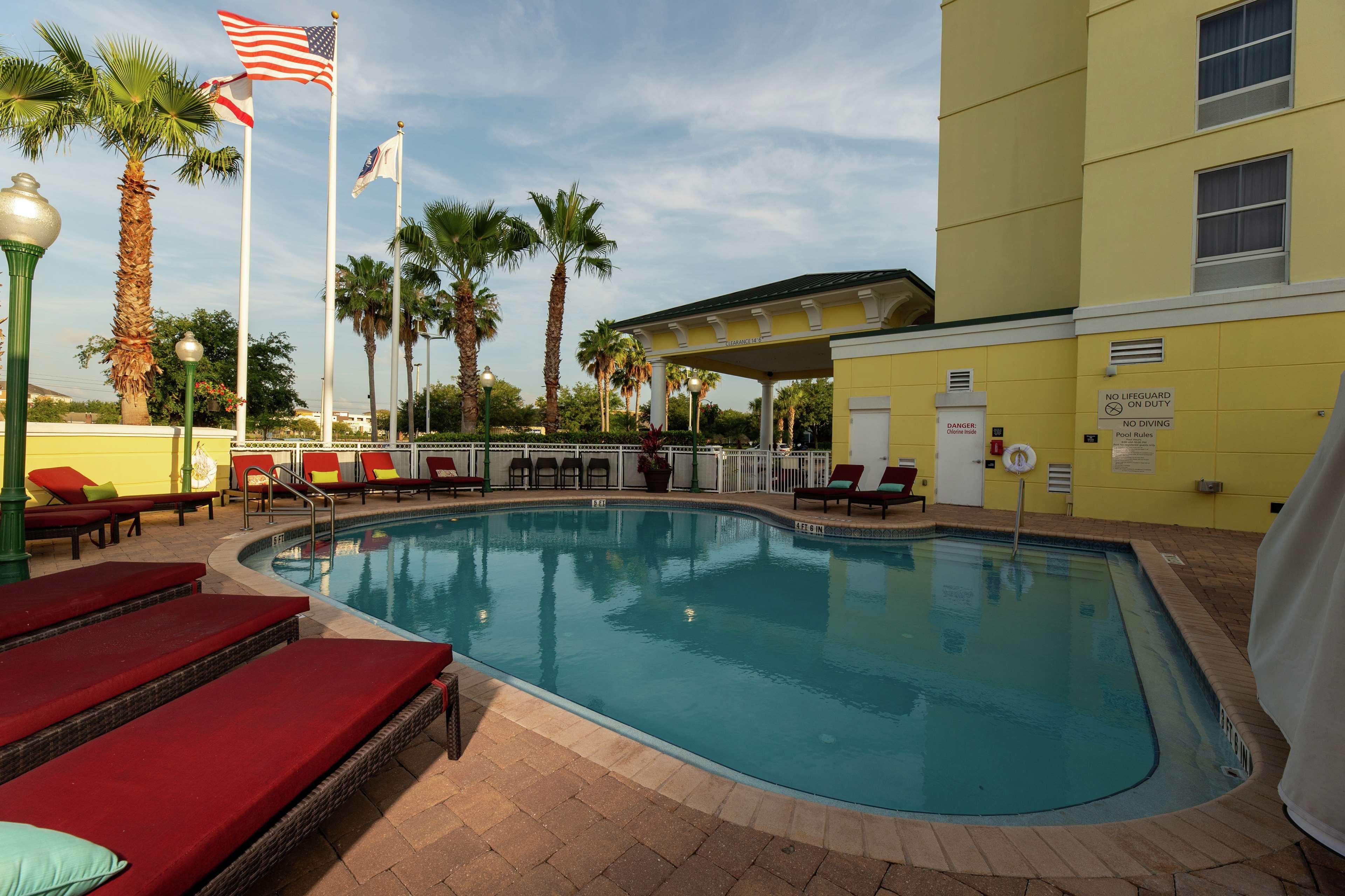 Hampton Inn & Suites Jacksonville Deerwood Park Екстер'єр фото