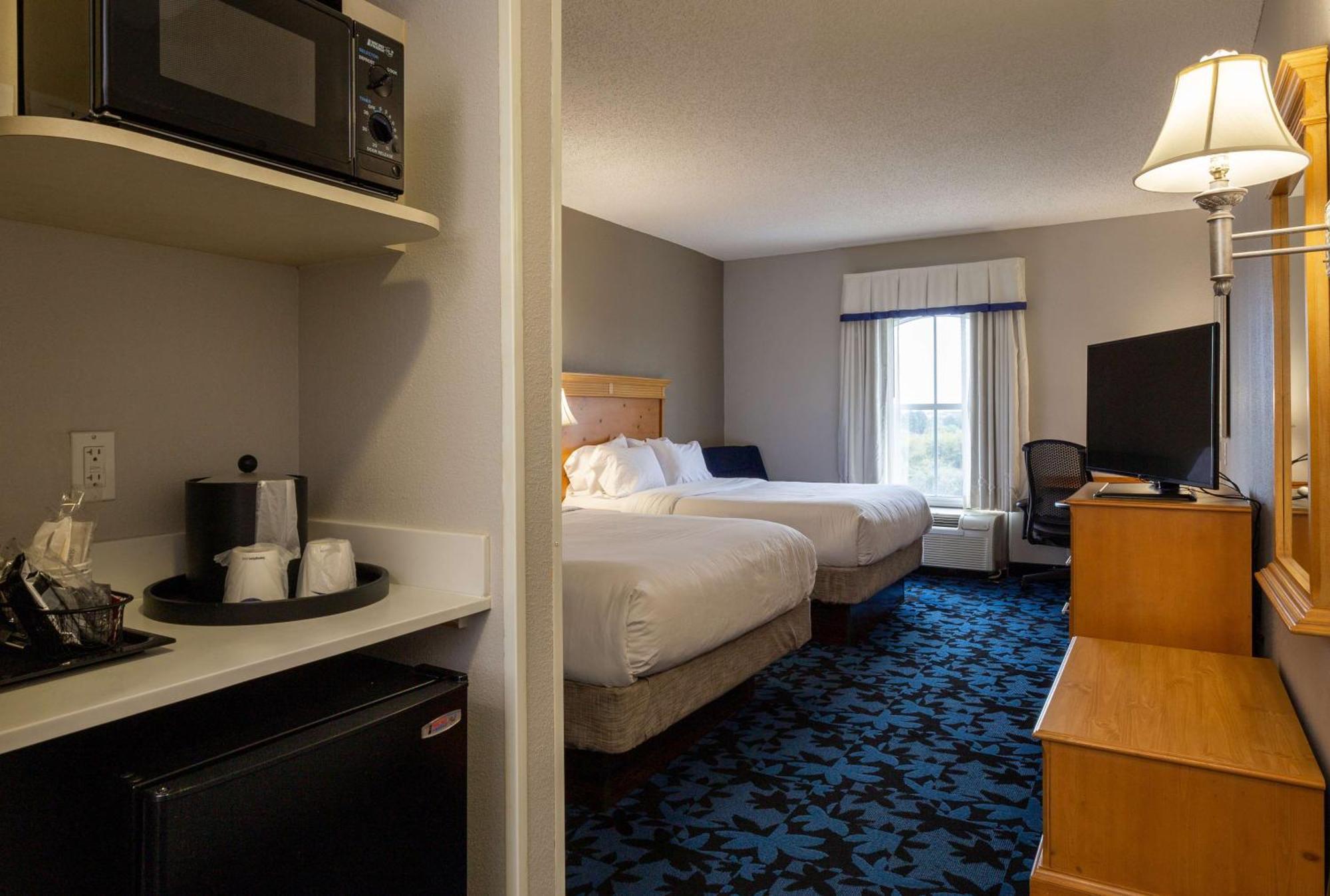 Hampton Inn & Suites Jacksonville Deerwood Park Екстер'єр фото
