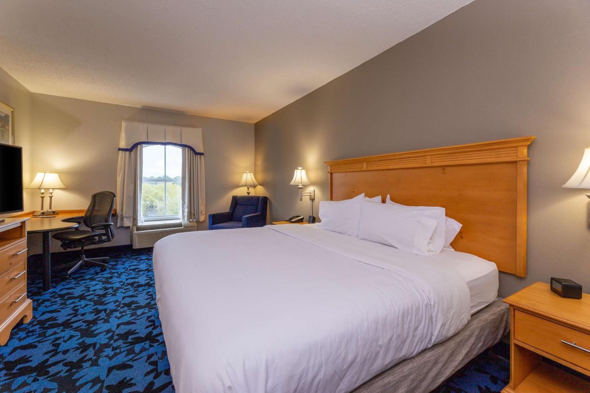 Hampton Inn & Suites Jacksonville Deerwood Park Екстер'єр фото